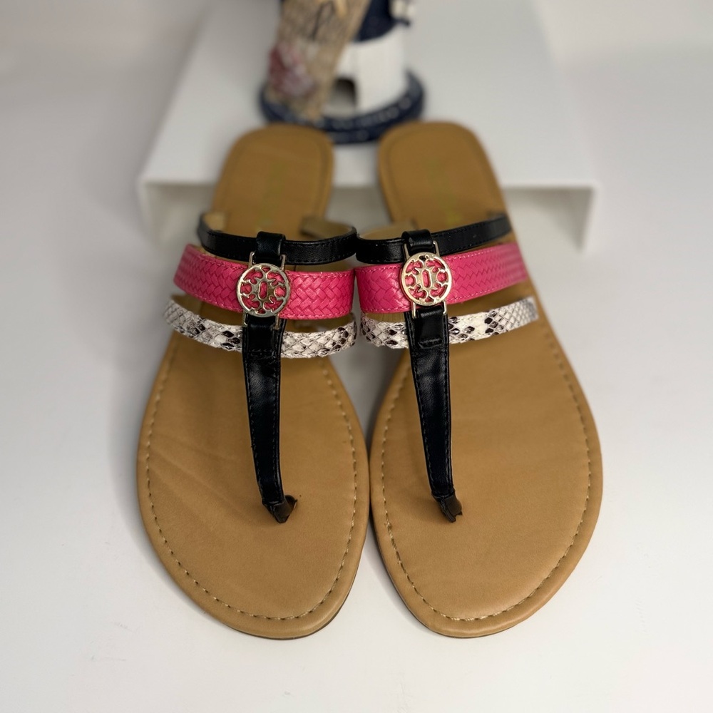 🌸SODA stylish Women's Sandals in Black and Pink. Size 7.5. WSAND37.